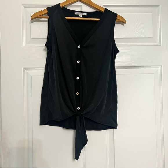 Green Envelope Black Sleeveless Tie Front Tank Top - Picture 1 of 4